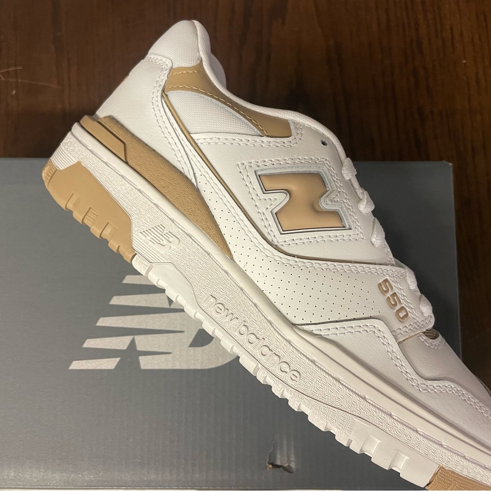 COPY - COPY - Women’s New Balance 550 Beige and White 7.5